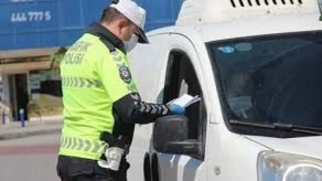 Gölcük'te Covid-19 kurallarına uymayanlara 248 bin lira ceza!