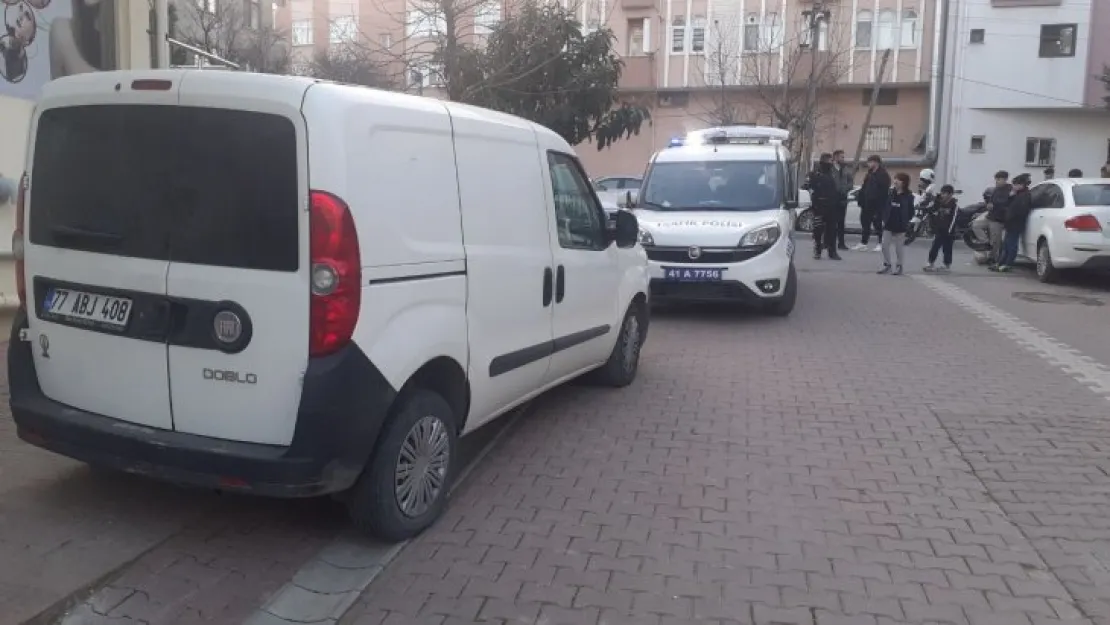 3 araç kazaya karıştı: 1 yaralı
