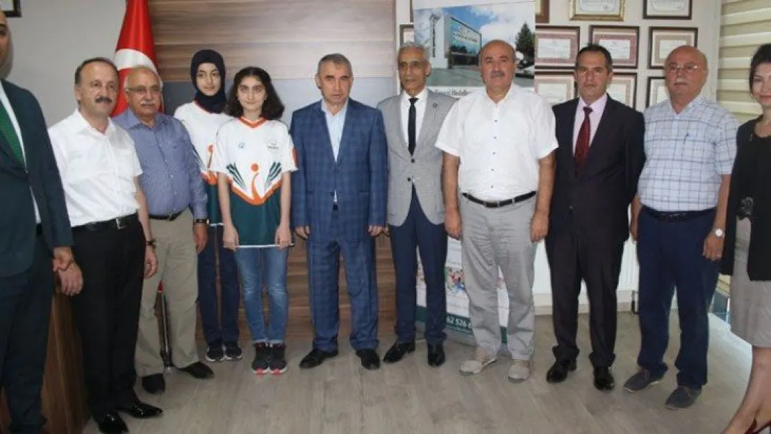 Hatipoğlu Başarı birlikte elde edildi