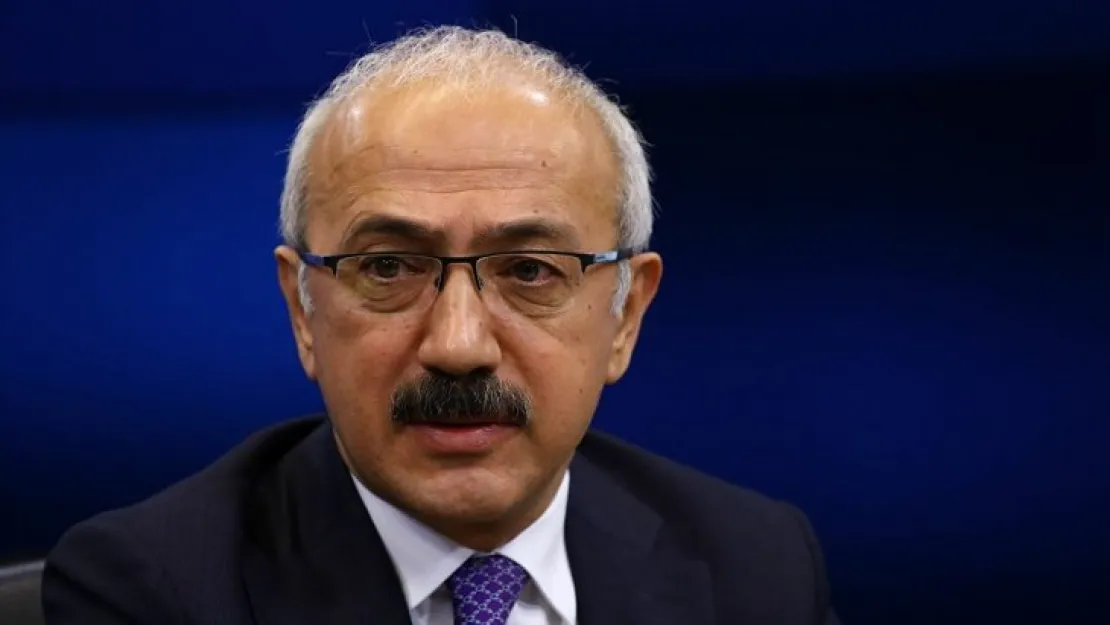 Hazine Bakanı istifa etti!
