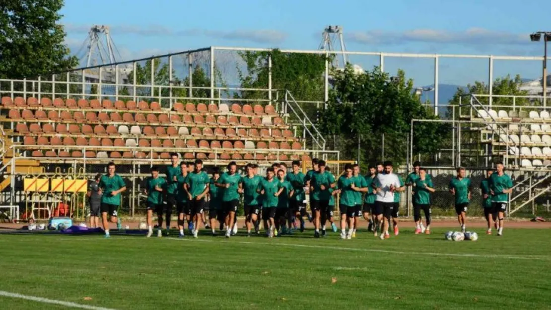 Hazırlık kampı tamam! Kocaelispor, kente döndü
