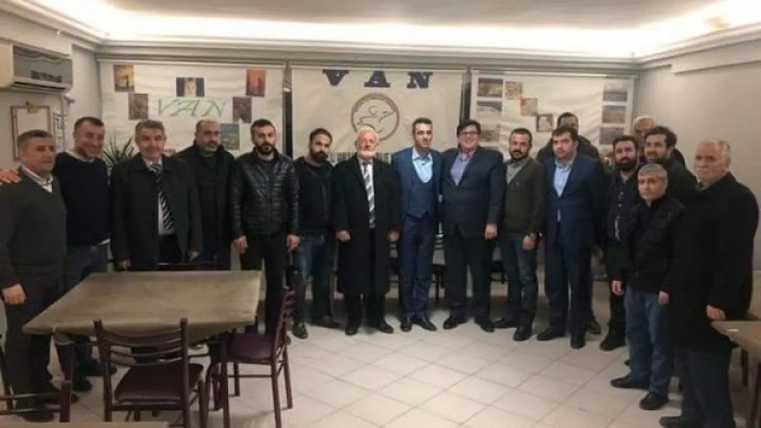 Hemşehri dernekleri Gölcük'te Davutoğlu için toplandı!