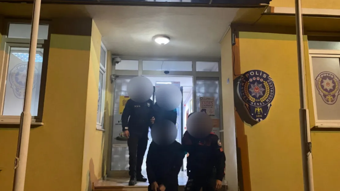Hırsızlar bu kez baltayı taşa vurdu