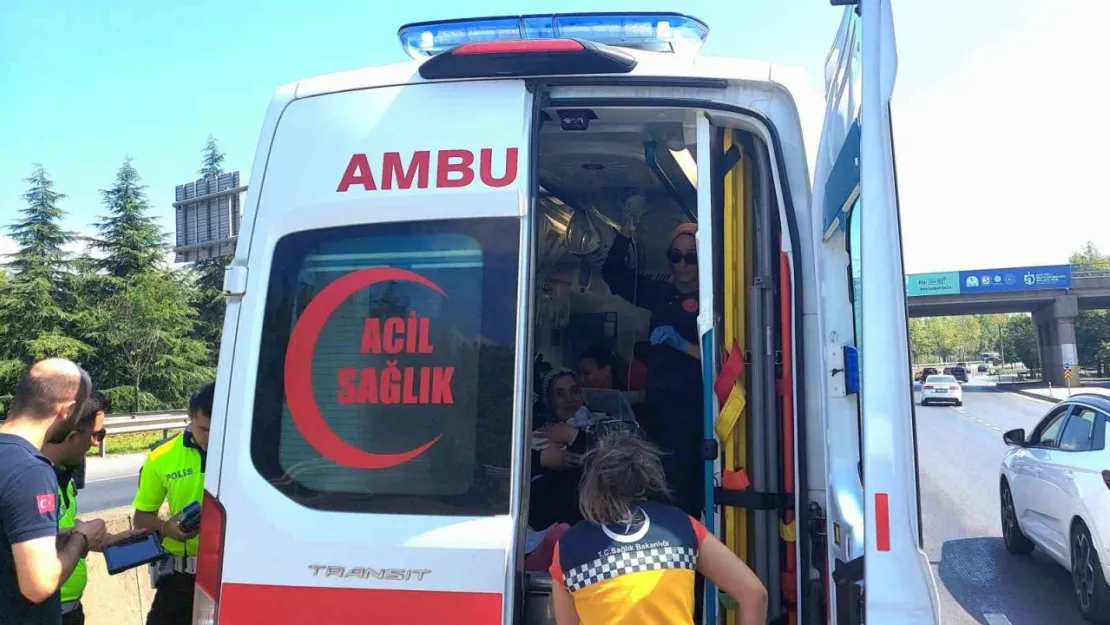 Ambulans kazaya karıştı: 1 yaralı