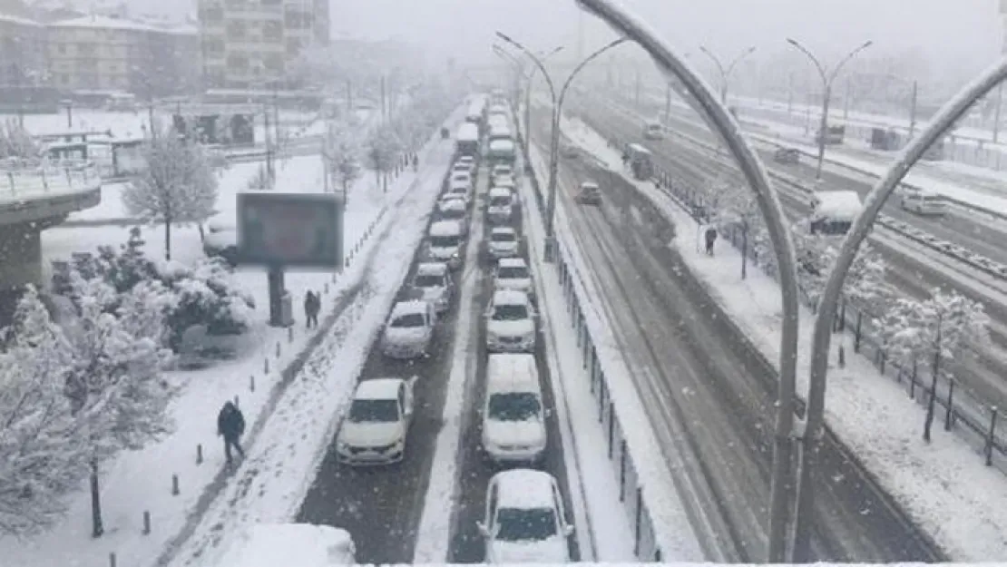 İki gün kar var
