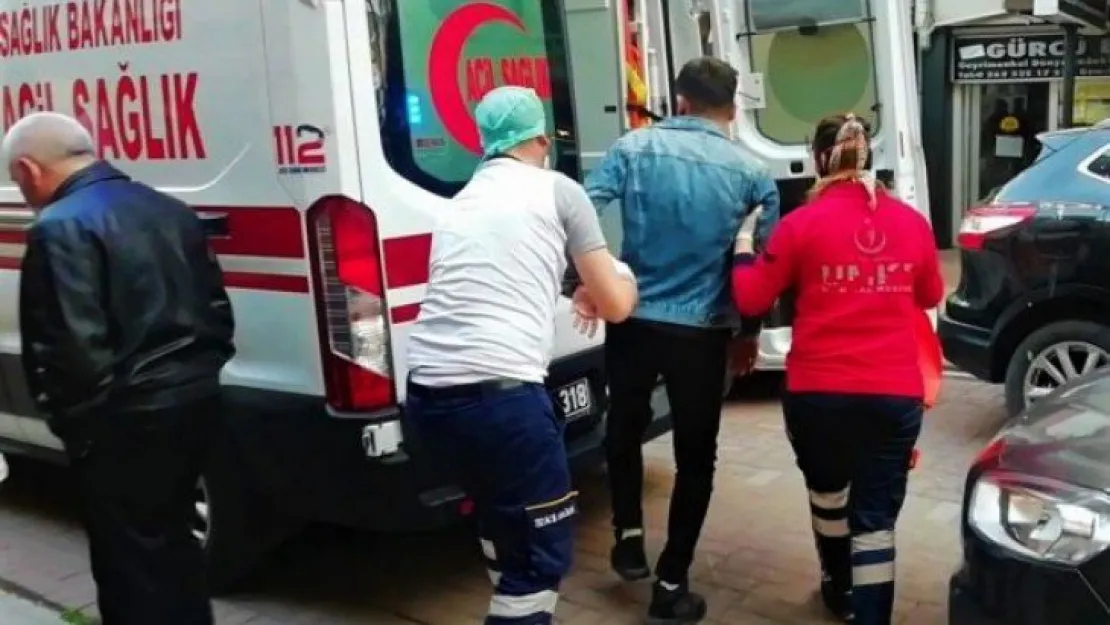 İki kişi arasındaki tartışma kanlı bitti: 1 yaralı!