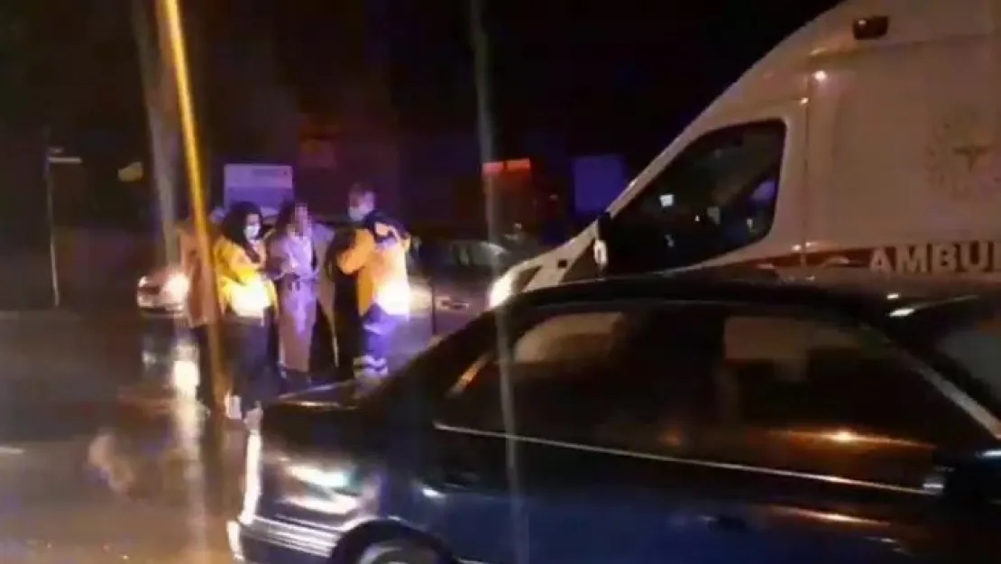 İki otomobil çarpıştı: 1 yaralı