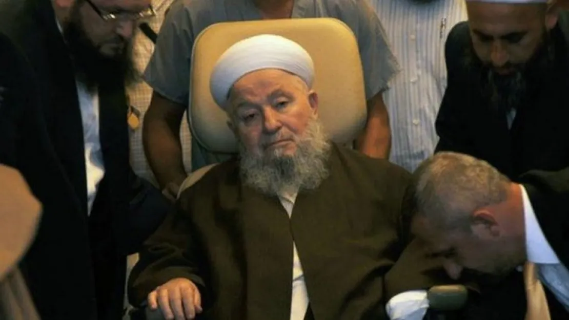 İsmailağa Cemaati lideri Mahmut Efendi vefat etti