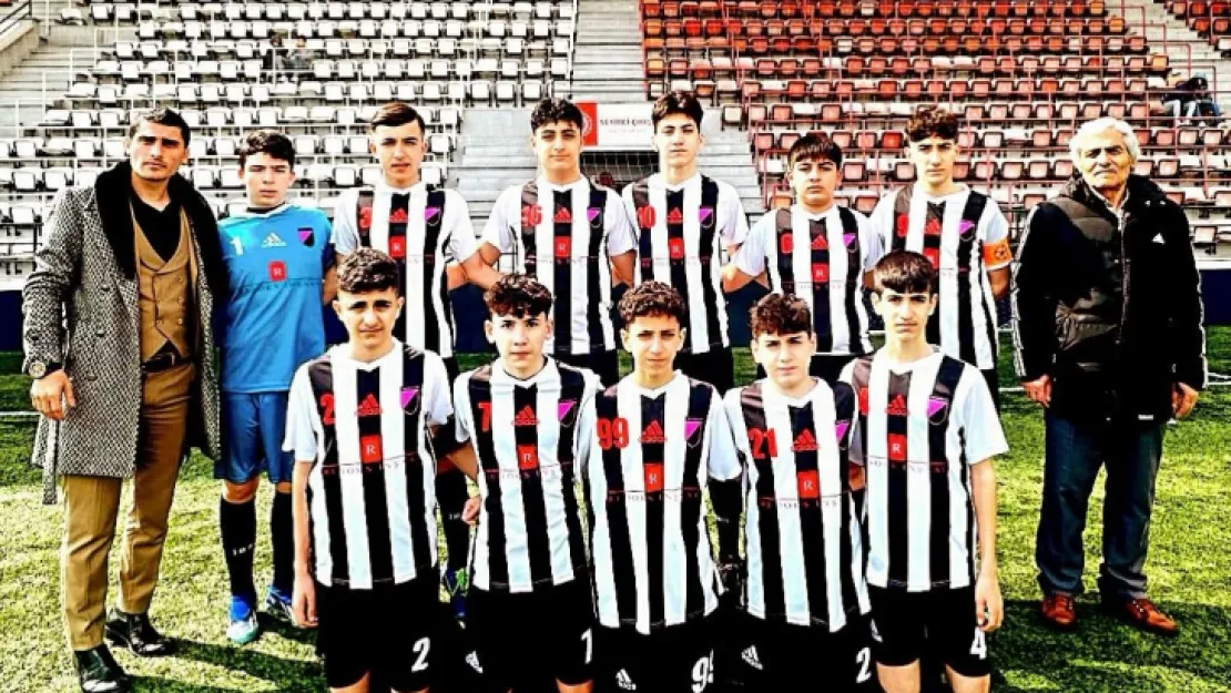 İstanbul Gençlergücü Spor çekişmeli maçta berabere kaldı