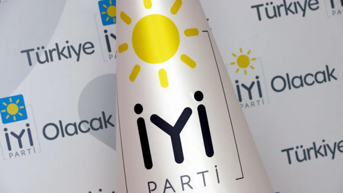 İYİ Parti'de dört ilçe başkanı görevden alındı