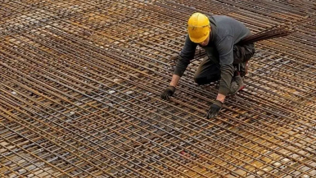 İzinsiz yabancı çalıştırana 35 bin lira ceza!