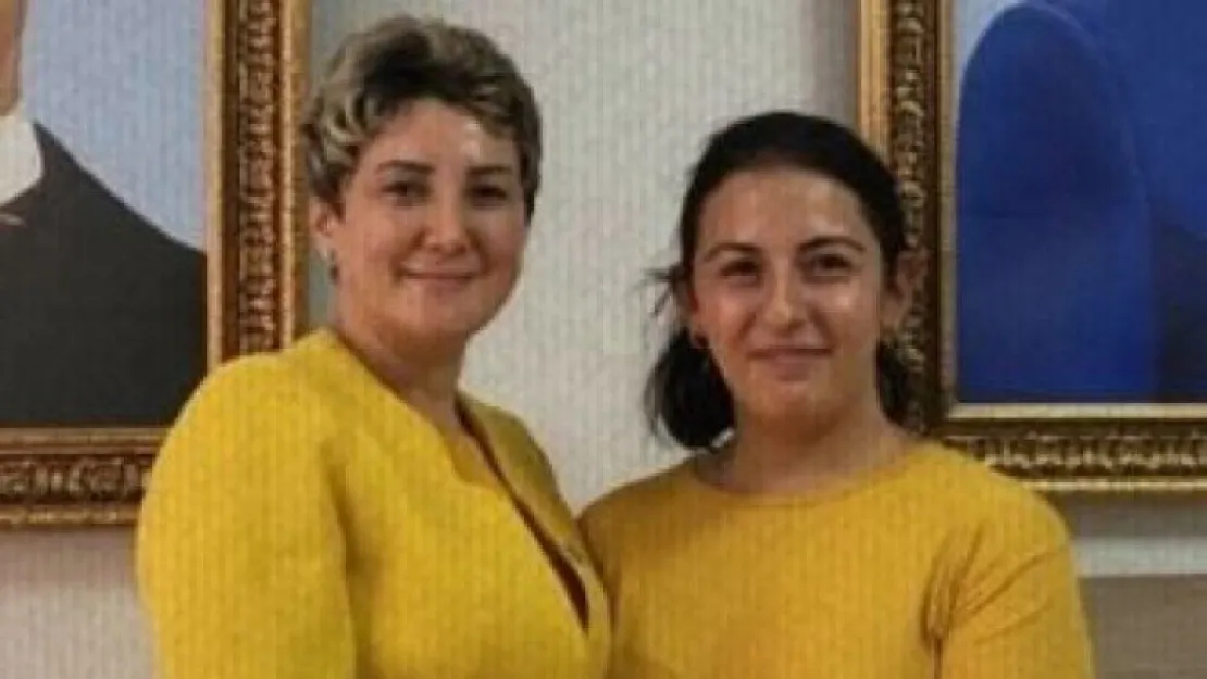 İzmit Belediyesi'nde bal tutan parmağını yalıyor!
