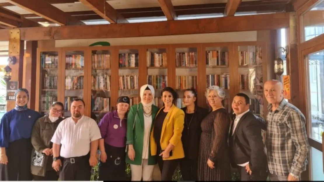 İzmit Okuma Sanatı Kulübü'nden Giresun'a  kütüphane 