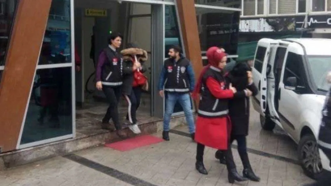 İzmit'te fuhuş operasyonu: 4 gözaltı