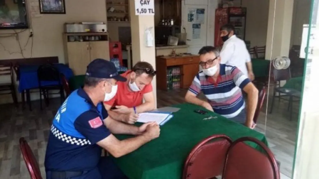 İzmit'te koronavirüs denetimleri sürüyor