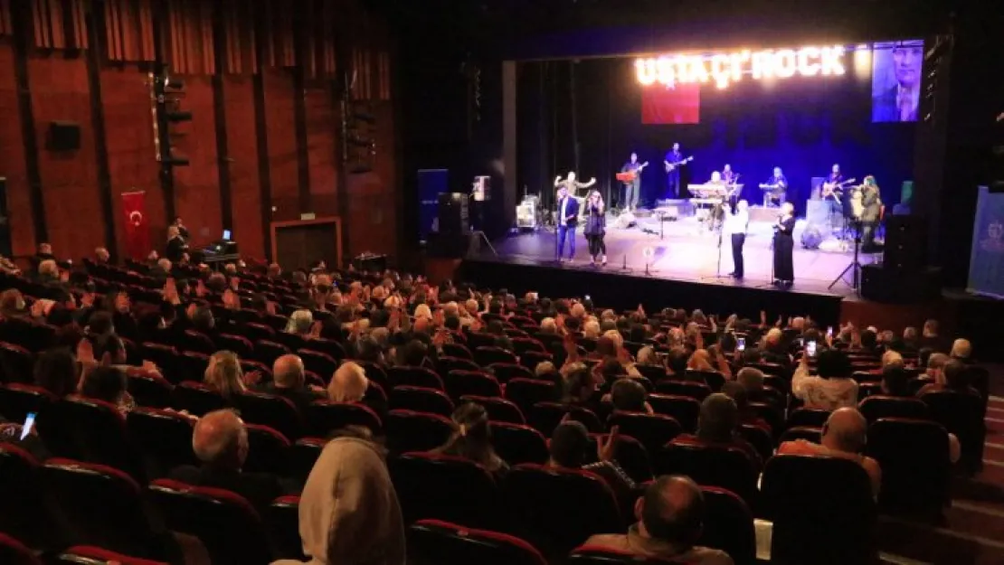 İzmit'te Usta Çı-Rock Rüzgarı