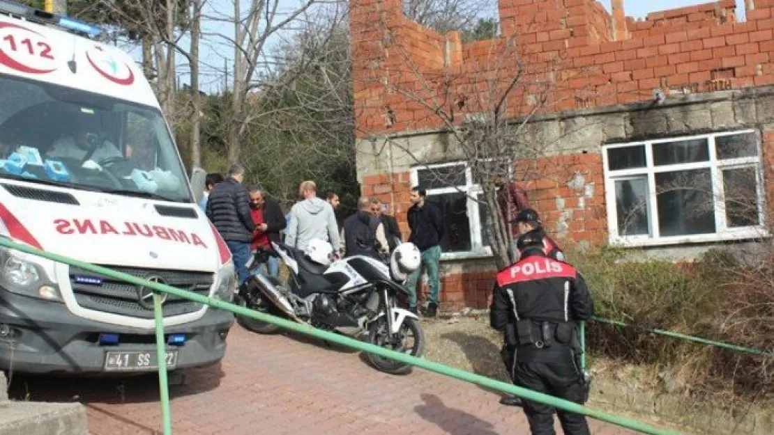 İzmit'teki evinde ölü bulundu!