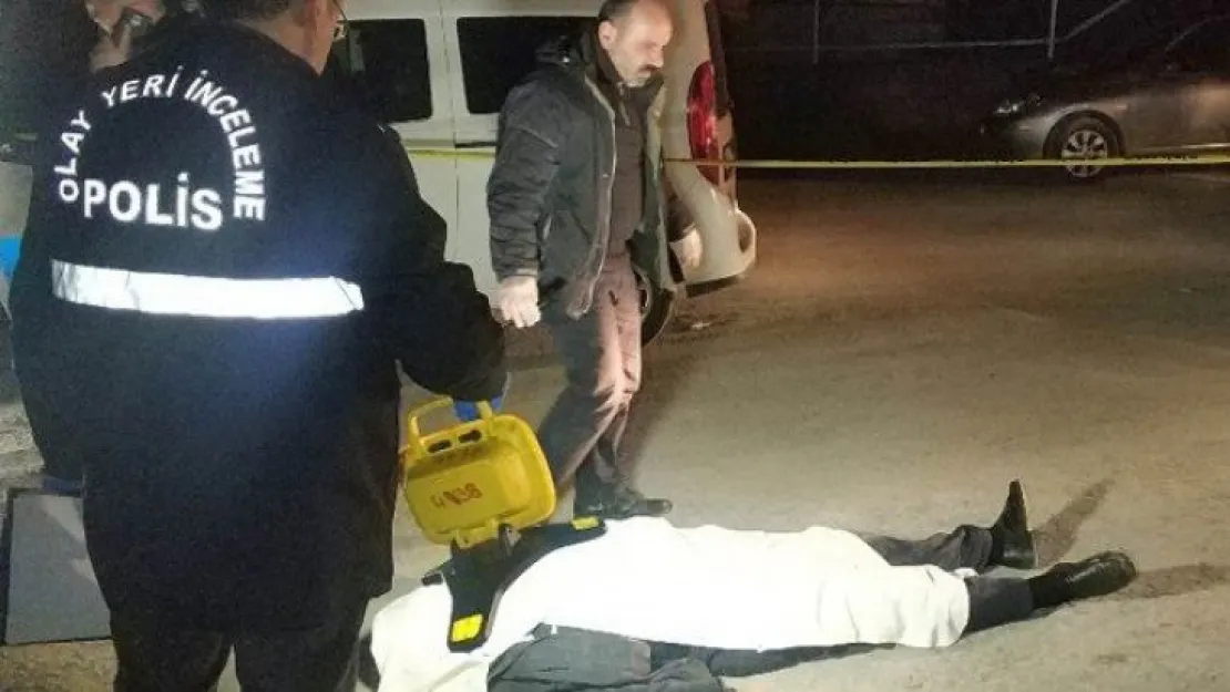 İzmit'ten yola çıktı, yol kenarında ölü bulundu!