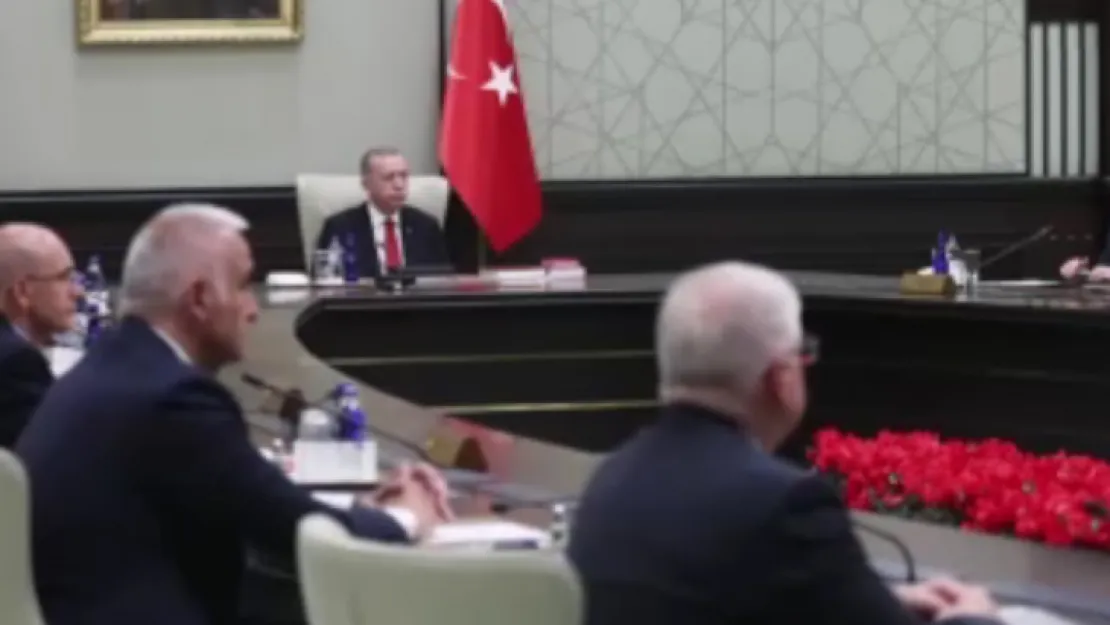 Kabine toplandı