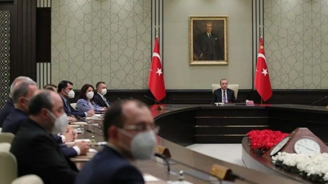 Kabine toplanıyor Gözler Erdoğan'da!