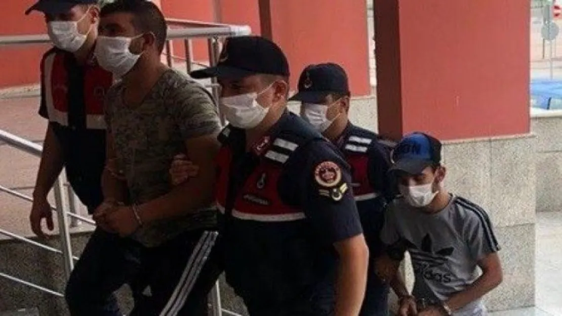 Kablo çalan 4 kişiden 2'si tutuklandı!