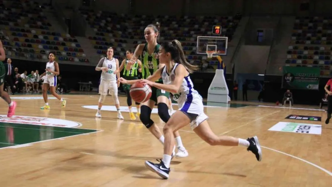 UMF Yapı İzmit Belediyespor yine mağlup oldu!