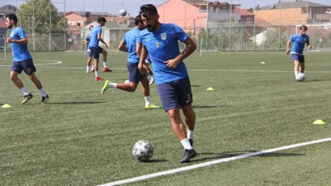Kadroyu korona çıkarıyor