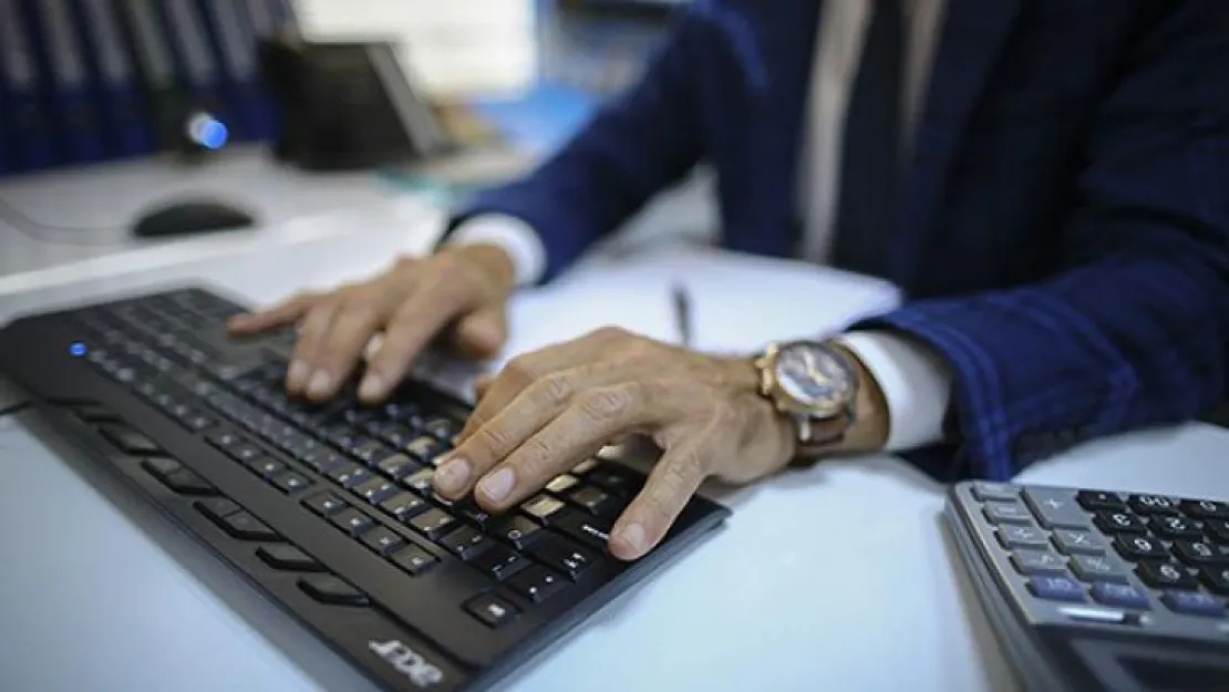 Kamu personeli alım ilanları Resmi Gazete'de