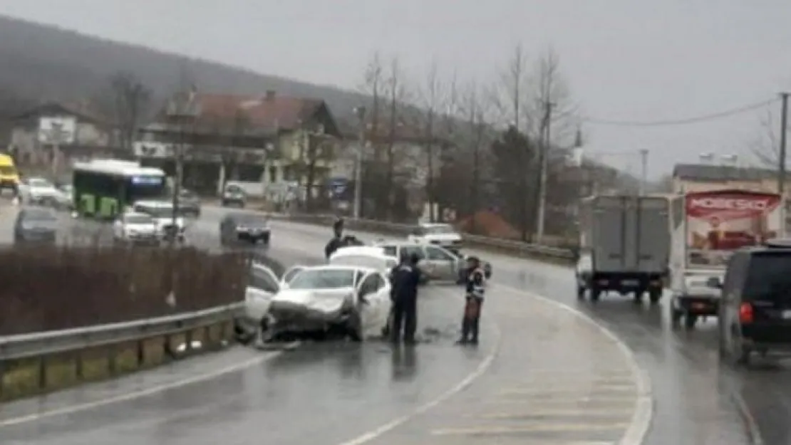 Kandıra yolunda yine kaza!