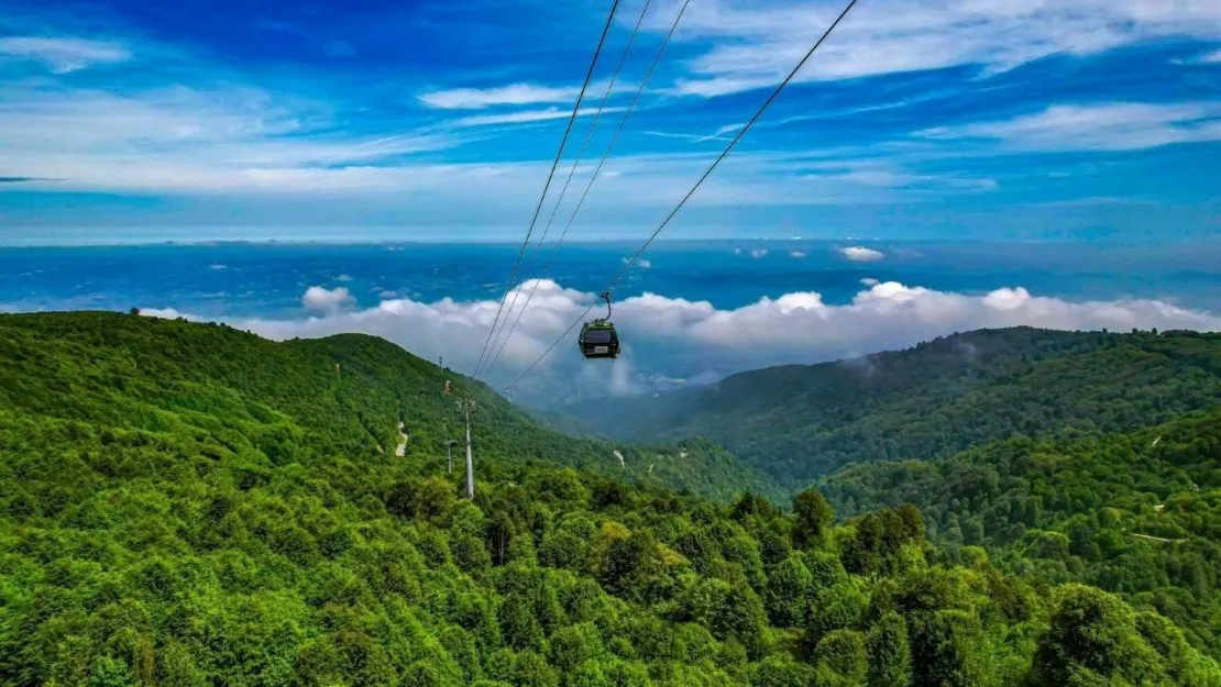 Karnesini alan teleferiğe koştu