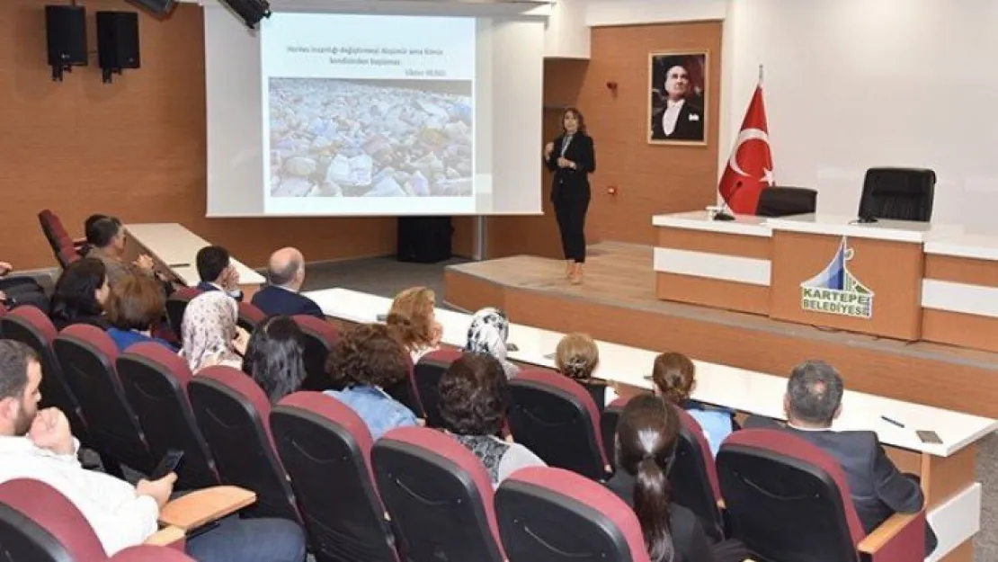 Kartepe'de kamuda etiğin önemi semineri