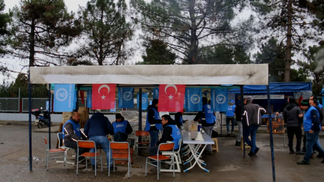 Kartonsan işçisi greve devam ediyor