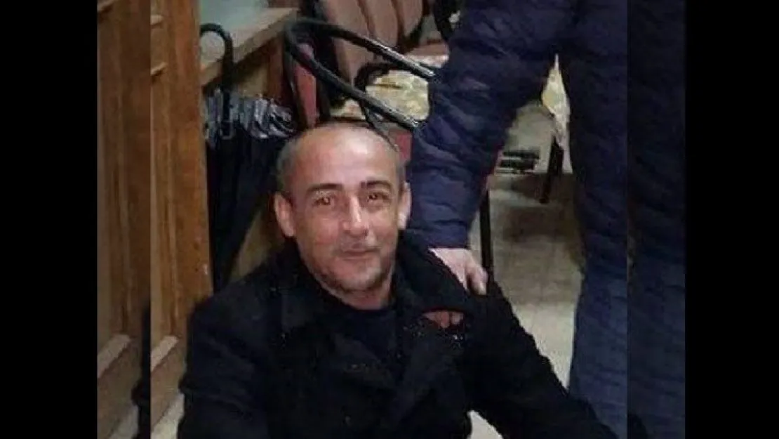 Kavgayı ayırırken yoğun bakıma alındı