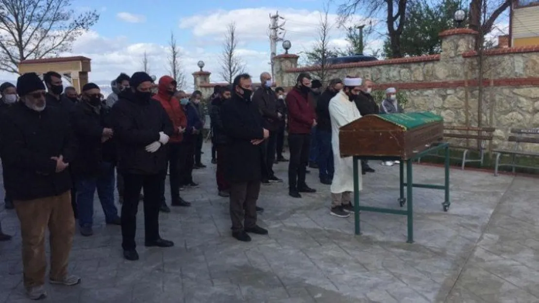 Kazada hayatını kaybeden 3 genç son yolculuğuna uğurlandı