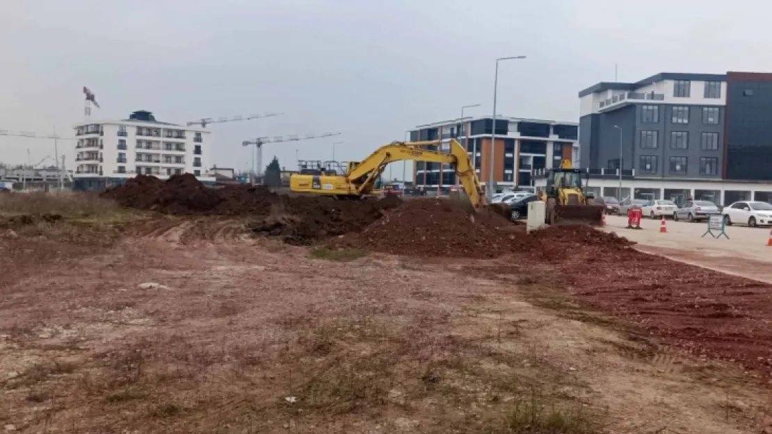 Kent Meydanı'na otopark