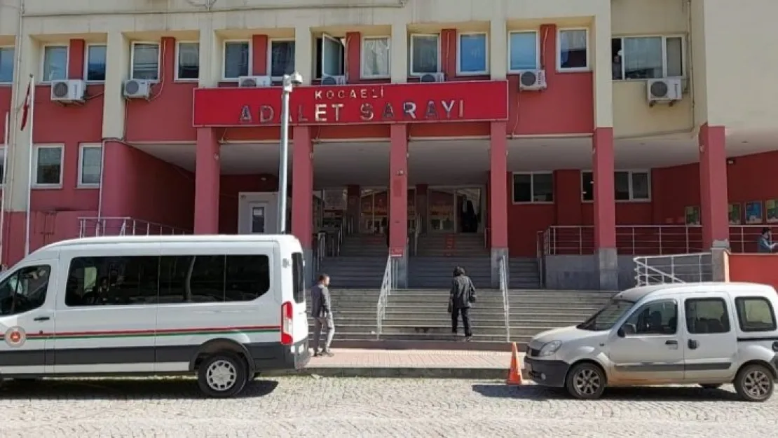 Kilolarca uyuşturucuyu prezervatife zulaladılar!