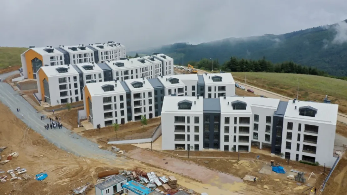 Kiptaş İzmit Çınar Evler'de kura heyecanı 