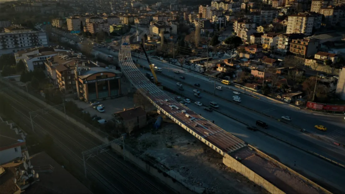 Kirişler tamam, sıra raylara geldi