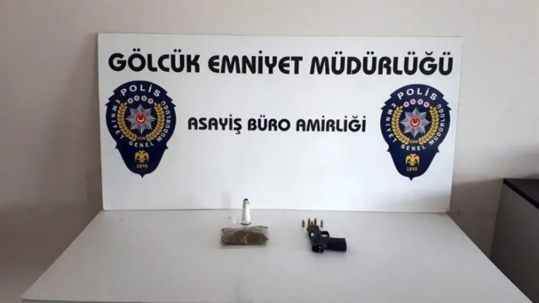 Kısıtlamada uyuşturucu ve silahla gezerken yakalandı