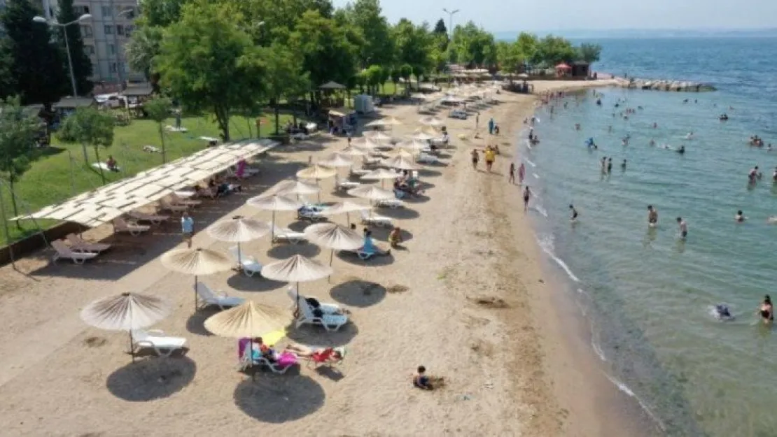Kocaeli Büyükşehir'den Kocaeli'nin plajlarına paralı hizmet!