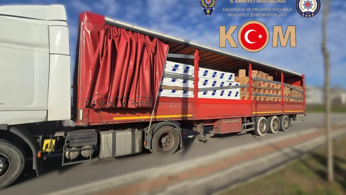 Kocaeli'de 9 milyon sahte bandrollü boş makaron ele geçirildi