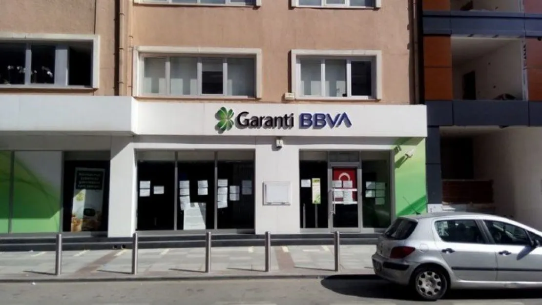 Kocaeli'de banka karantinaya alındı 