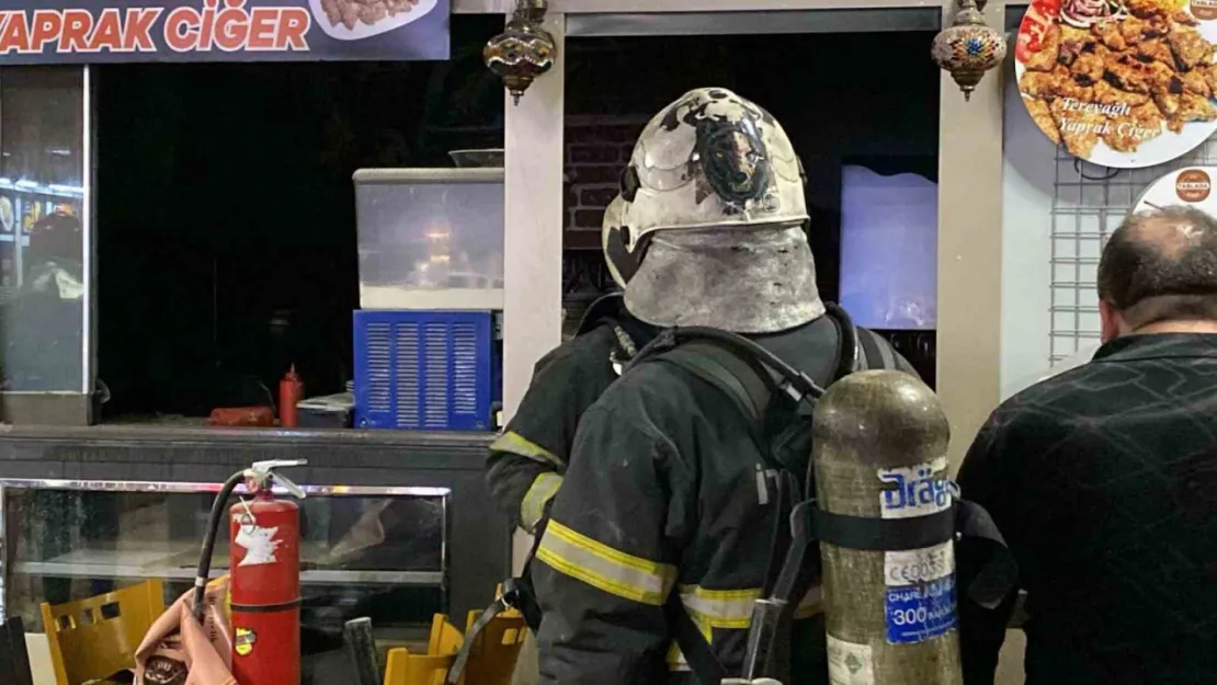 İzmit kapanönü'nde korkutan yangın