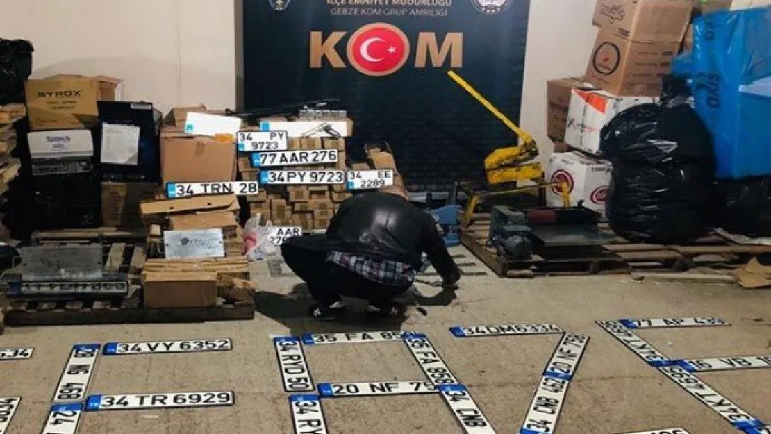 Kocaeli'de sahte plaka operasyonu!
