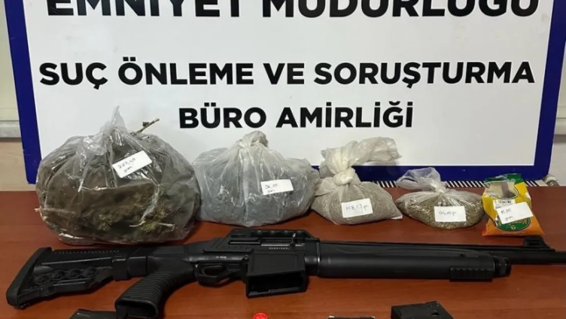 Kocaeli'deki baskında uyuşturucu ele geçirildi