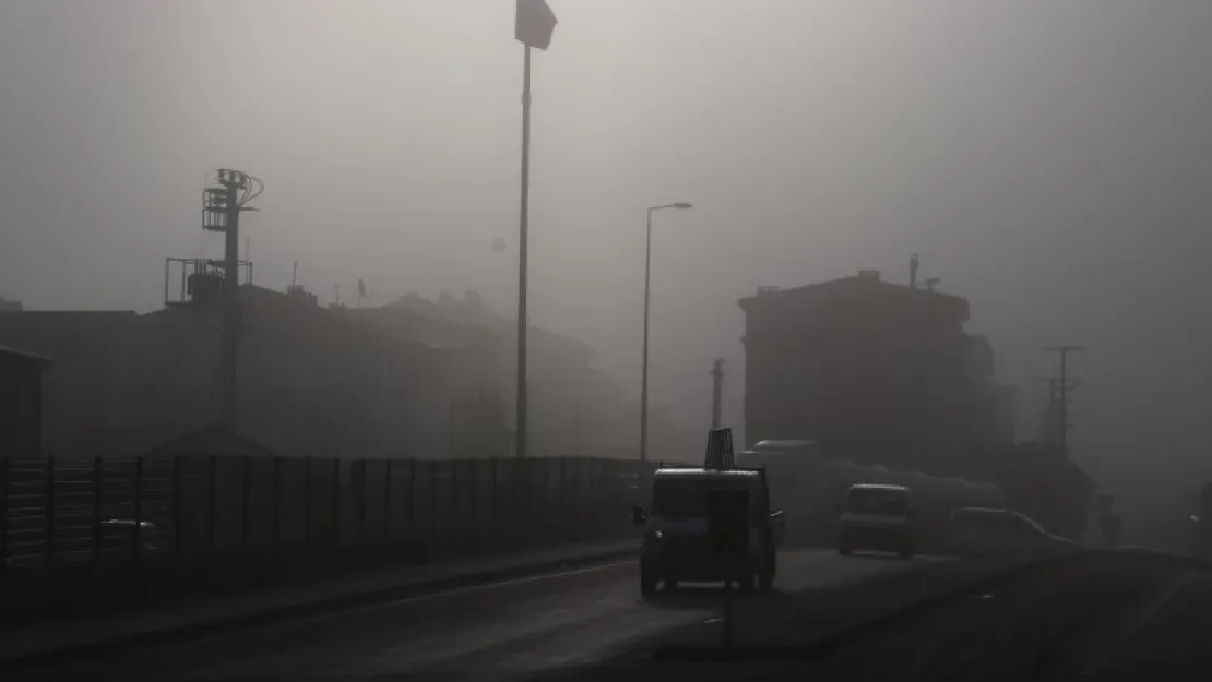 Kocaeli güne yoğun sisle başladı