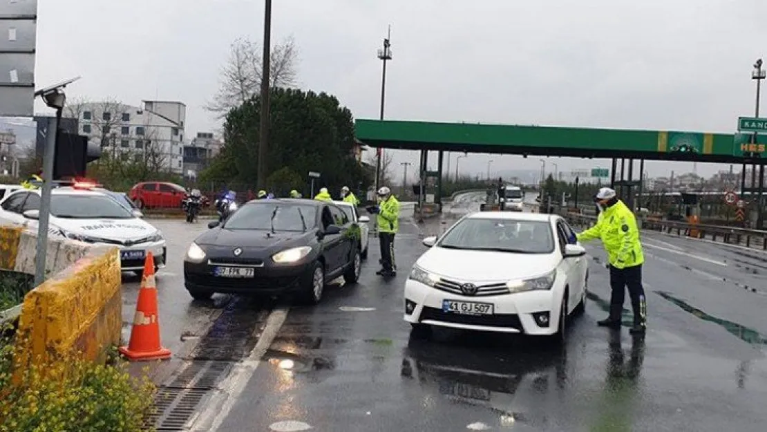 Kocaeli'ne girişler kapatıldı!