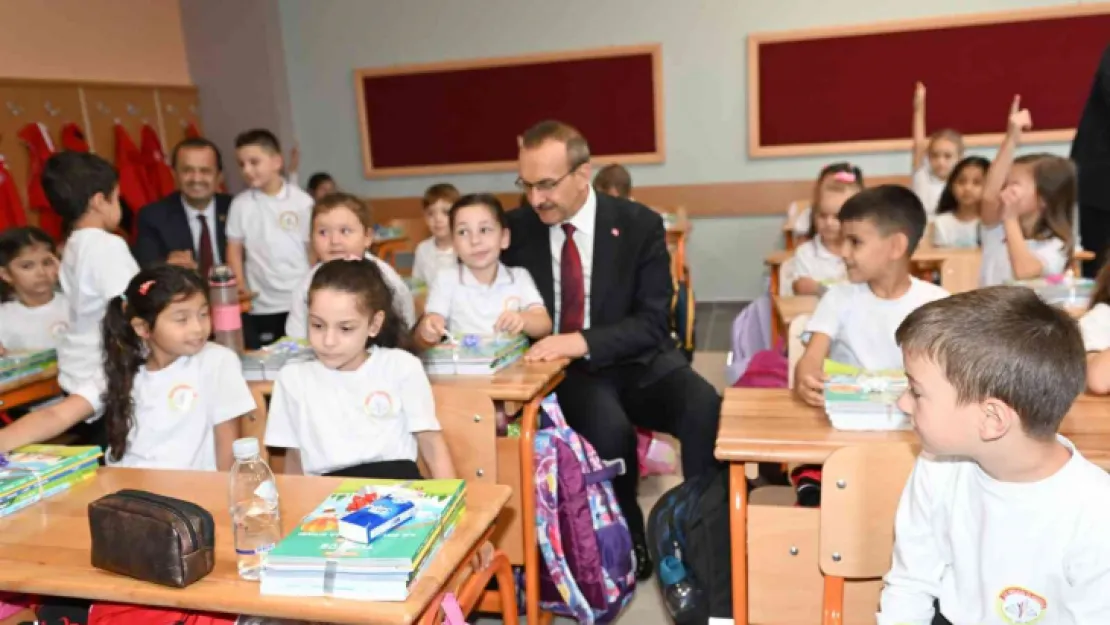 Vali Yavuz: Çocuklarımızı geleceğimize daha iyi hazırlayacağız