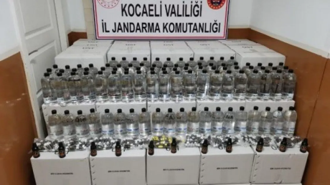 Kocaeli'de yüzlerce litre etil alkol ele geçirildi