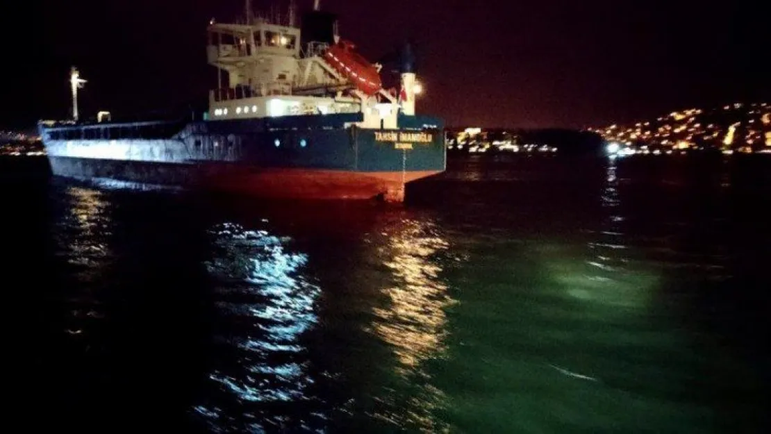 Kocaeli'den yola çıkan gemi kaza yaptı!
